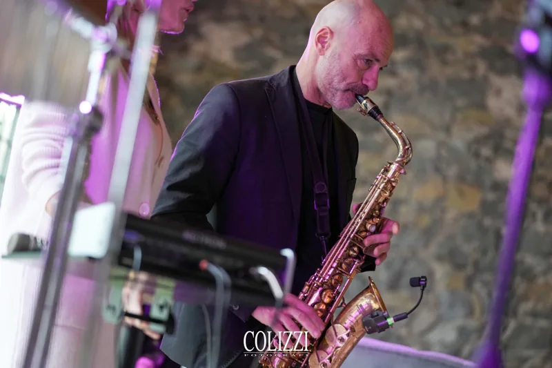 Jos al sax durante un live Everglades
